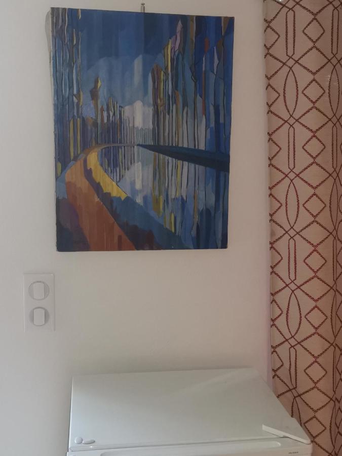 Le Nid Des Arts Bed and Breakfast Tourrettes Buitenkant foto